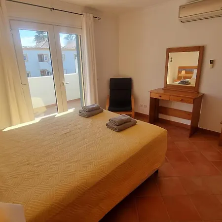 Casa Amarela Nyaraló *