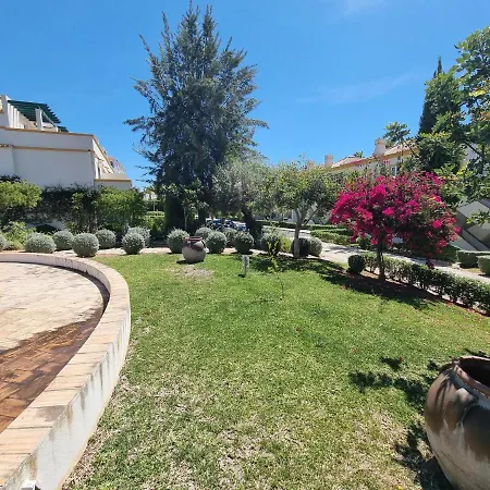 Casa Amarela Feriehus *