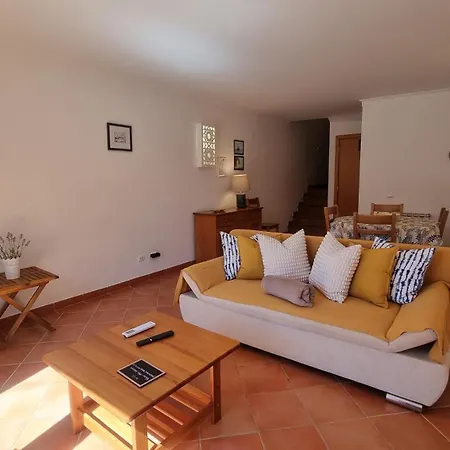 Casa Amarela Feriehus